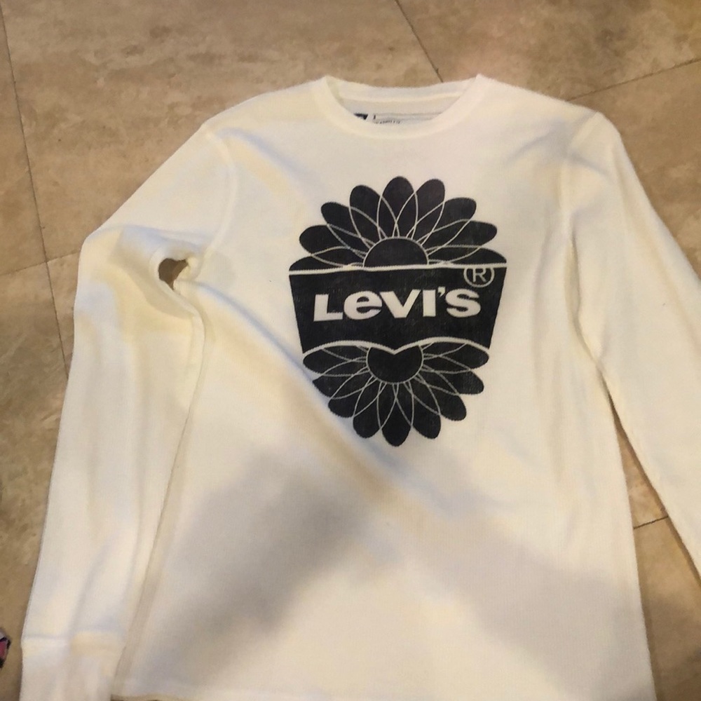Boys Levi’s long sleeved shirt